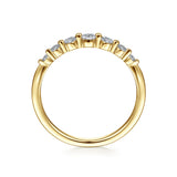 14K Yellow Gold Graduating Single Prong Diamond Band Ring