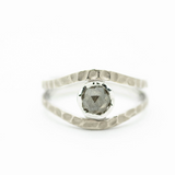 14K White Gold Raw Diamond Hammered Shank Ring – Unique Organic Design| Handmade Natural Diamond Jewelry