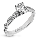 Oval-cut Criss-cross Engagement Ring in 18k Gold with Diamonds