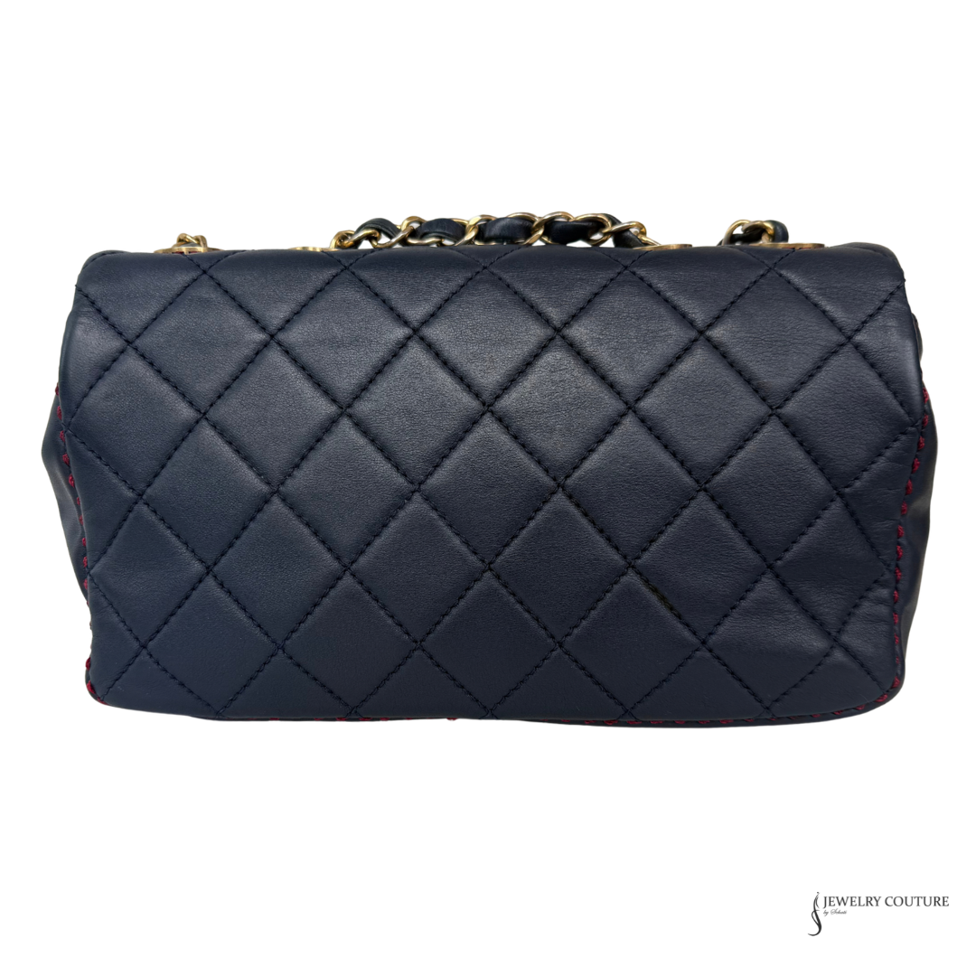 Pre-owned Chanel quilted lambskin single flap bag, back view