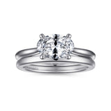Larissa - 14K White Gold Horizontal Oval Solitaire Engagement Ring