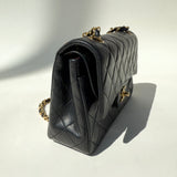 Chanel Vintage 24K Gold hardware Classic Flap Bag Medium Size