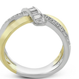 Fashion Ring In 18k Gold With Diamonds