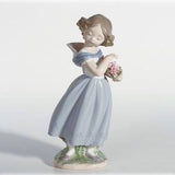 Lladró Adorable Innocence Figurine