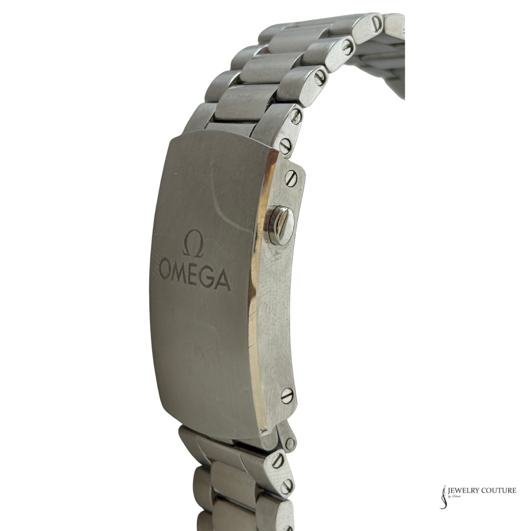 Omega-signed folding clasp on the Speedmaster Mark II steel bracelet
