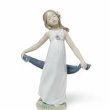 Lladró "Gentle Breeze" Figurine
